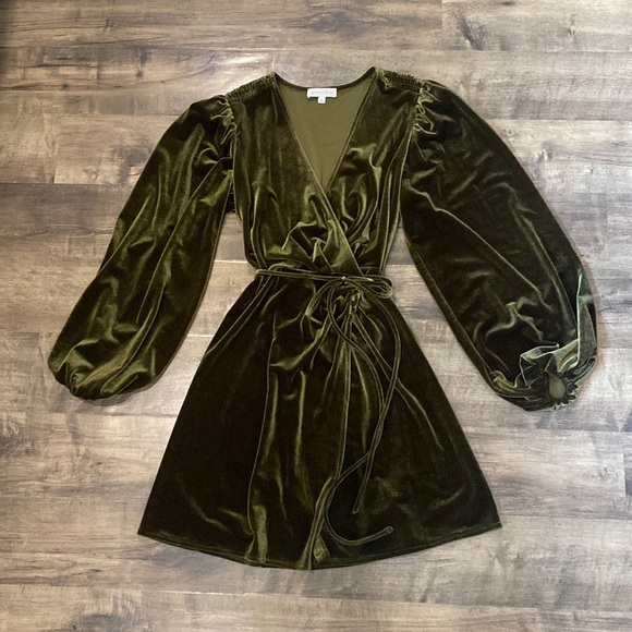 Gianni Bini Dresses & Skirts - Gianni Bini Velvet Wrap Dress Small Olive Green